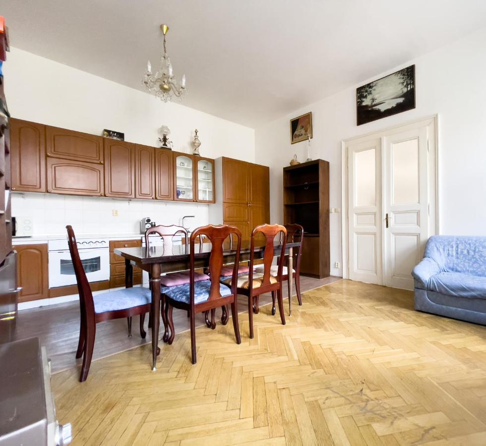 Center Of Prague Apartment 369 Luaran gambar