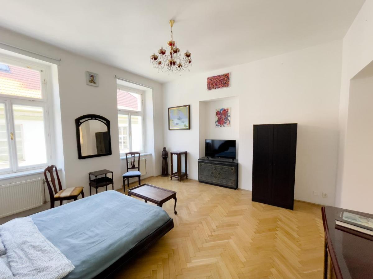 Center Of Prague Apartment 369 Luaran gambar