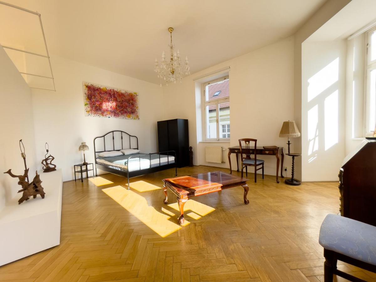 Center Of Prague Apartment 369 Luaran gambar